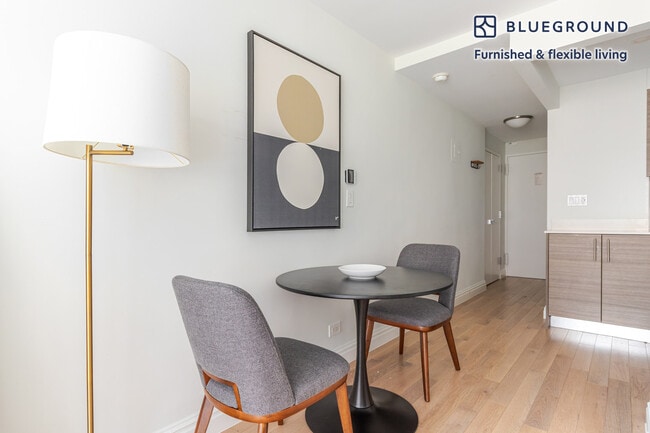 Photo - 340 E 51st St Unit FL5-ID2173