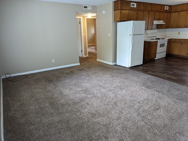 Photo - Twin Oaks Unit 1C