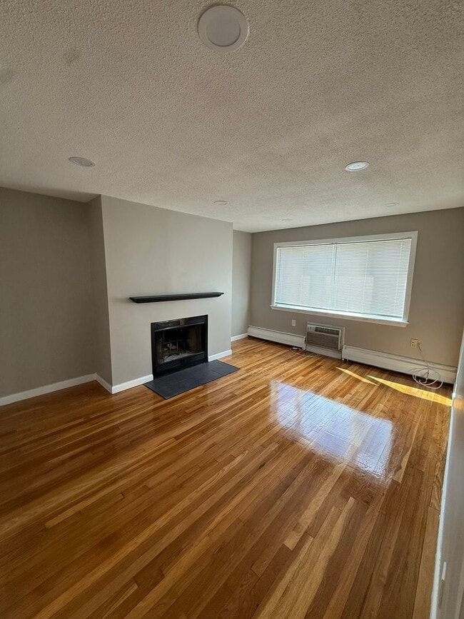 Photo - 54 Evergreen St