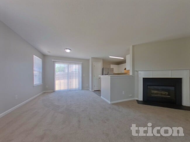 Photo - 119 W Waverly Pl Ct