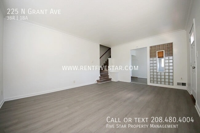 Photo - 225 N Grant Ave