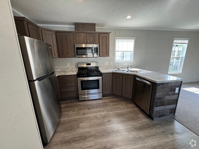 Building Photo - 290 Walnut Rental