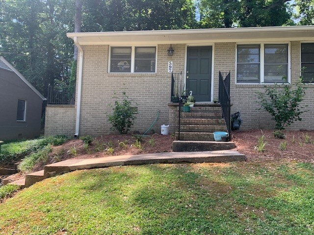 597 Highland Ave