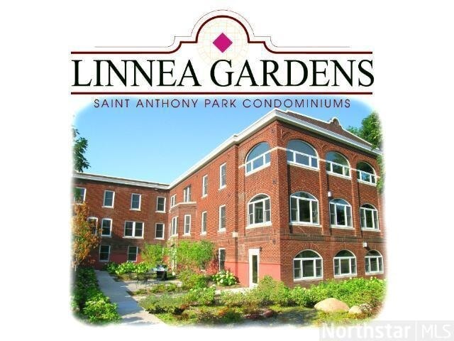 Photo - 2040 Como Ave Unit #107