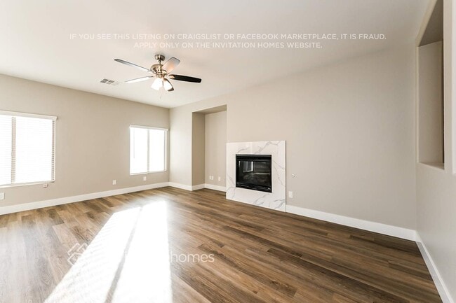 Photo - 4944 Teal Petals St