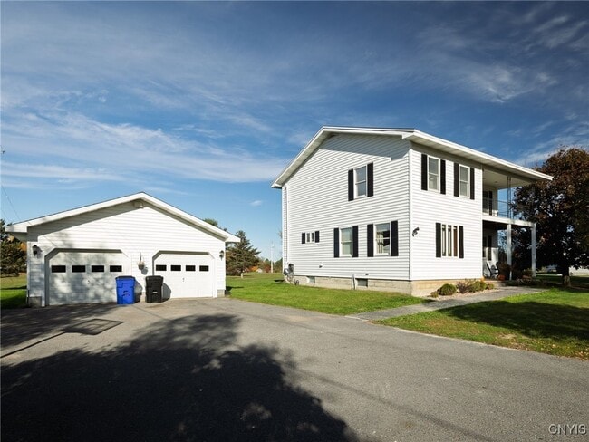 Photo - 35749 Sayre Rd