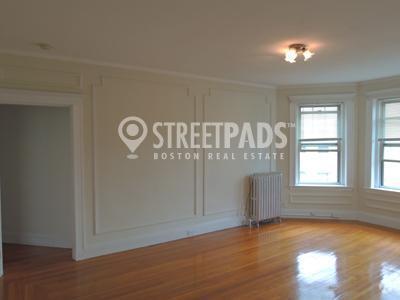 Building Photo - 1 bedroom in Malden MA 02148 Rental