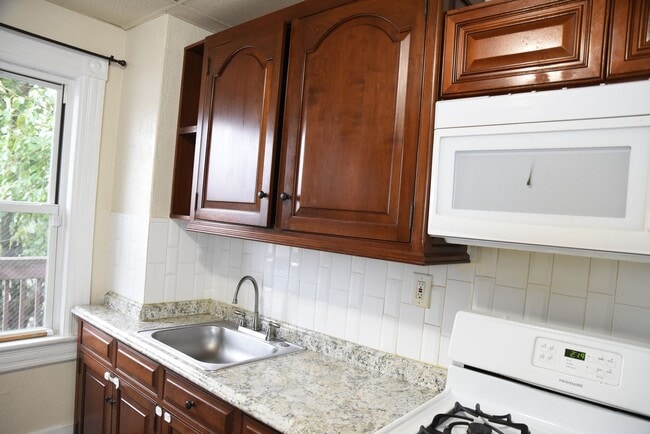 Photo - 1225 Lehigh St Unit 2