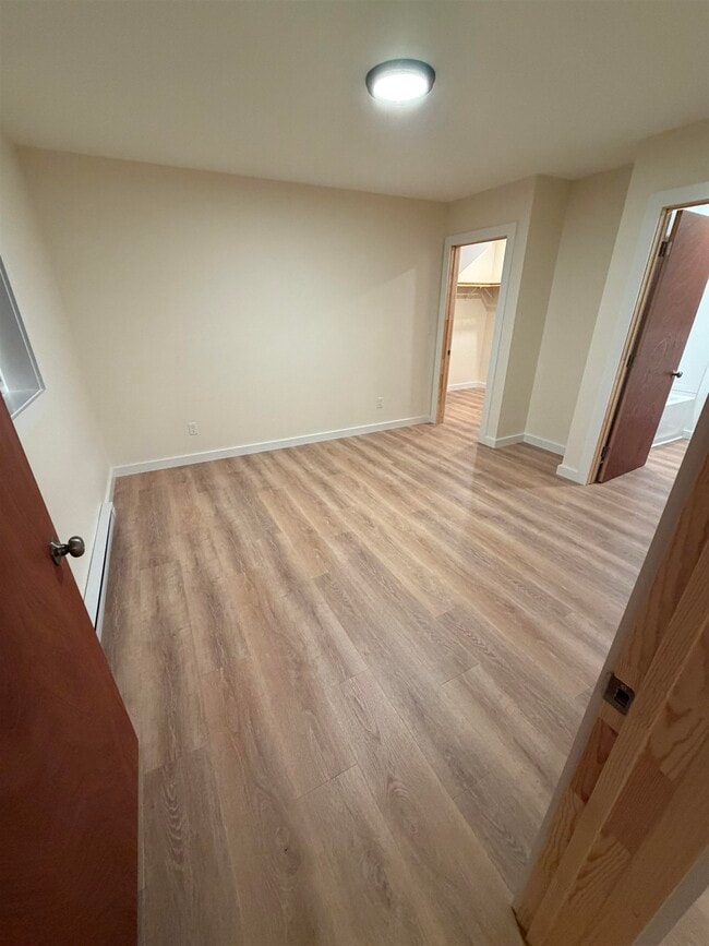 16 Snow Ave Unit 2