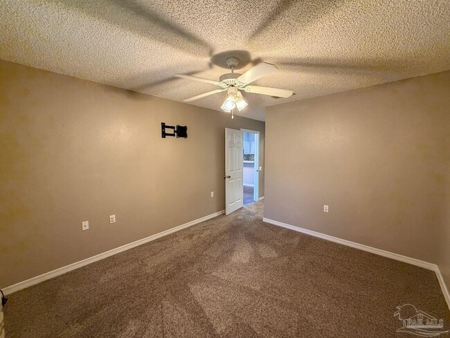 Photo - 2511 Trailwood Dr