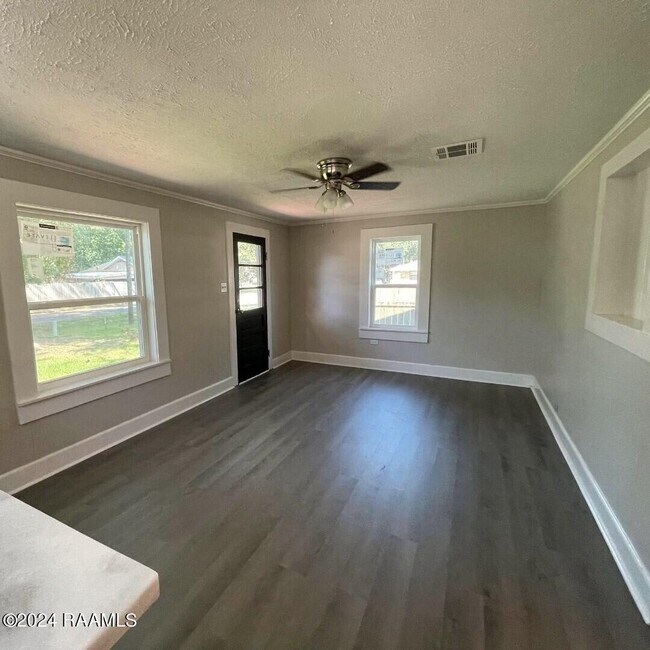 607 Texas St House House Rental in New Iberia, LA