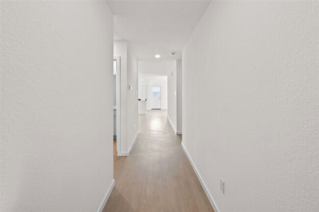 Photo - 6603 Sassafras Grn Dr