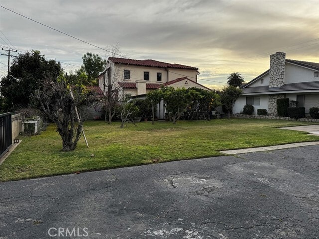 Photo - 2115 Holly Ave