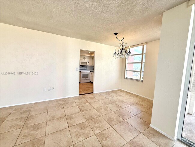 1351 NE Miami Gardens Dr Unit 626E