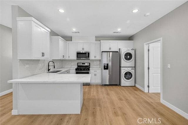 Photo - 14734 Gilmore St Unidad D