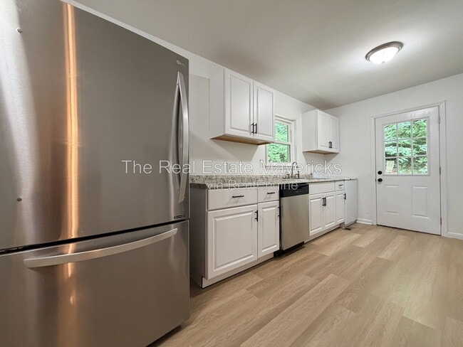 Photo - 128 Phillips Hollow Rd