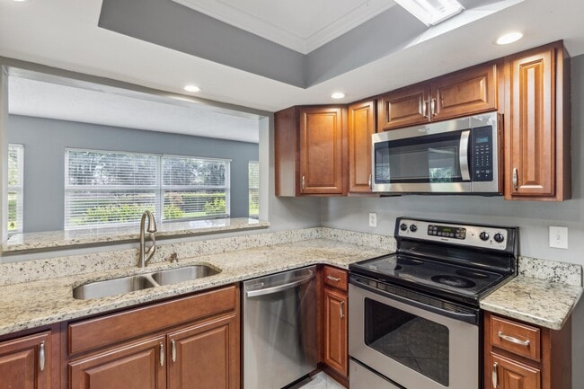 Photo - 1536 SE Sunshine Ave