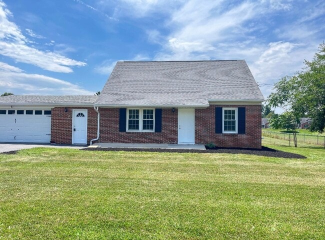 Photo - 1343 Mount Aetna Rd