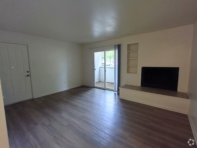 Building Photo - 600 Reusens Rd Rental