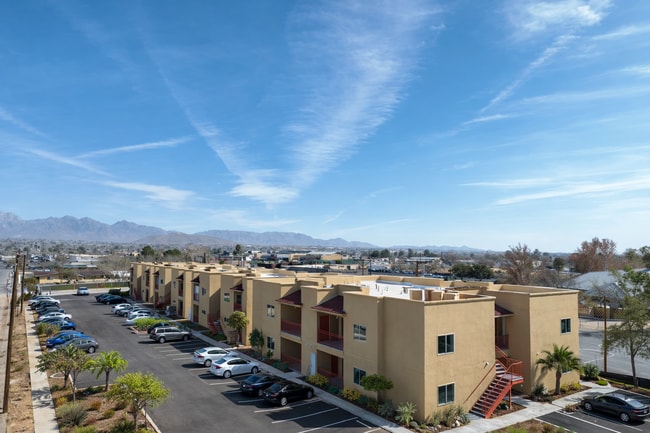 Montana Apartments