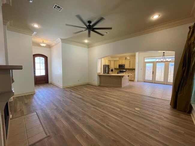 Photo - 203 Metairie Ct