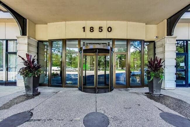Photo - 1850 N Clark St Unit 1205