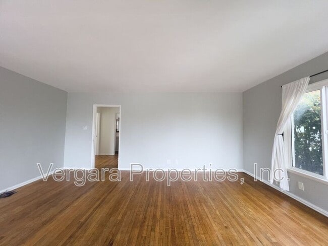 Photo - 623 Camino Real