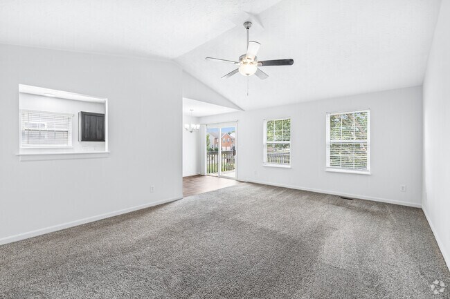 3BR, 2BA - 1,400SF - Living Room - Richwood North Estates