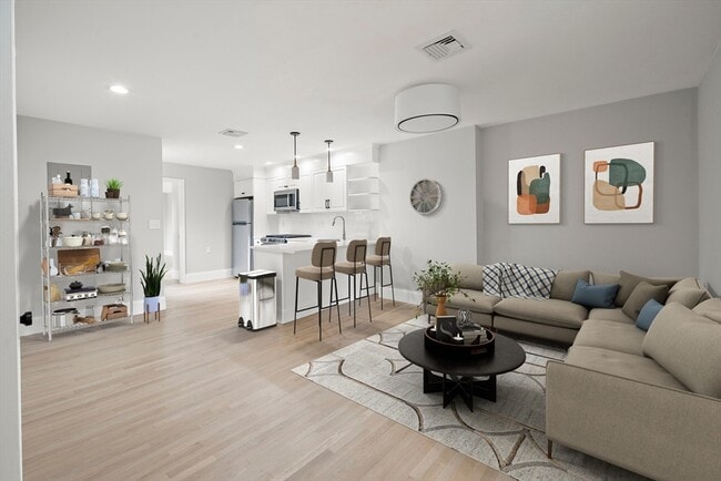 Photo - 64 Trenton St Apartamentos Unidad #3