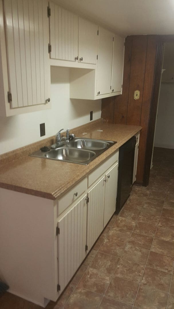 Building Photo - Great Smokey Ave Unit B Rental
