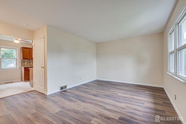 25 Ellwood Rd