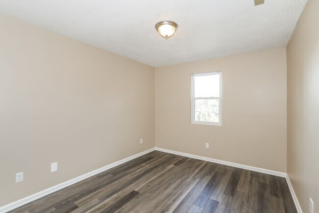 Photo - 2828 Lumpkin Rd Unidad B