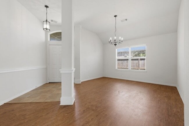 Photo - 2607 Sun Cove Ln