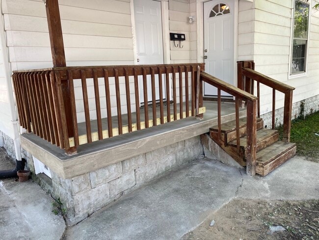 Photo - 2322 Fairmont Ave