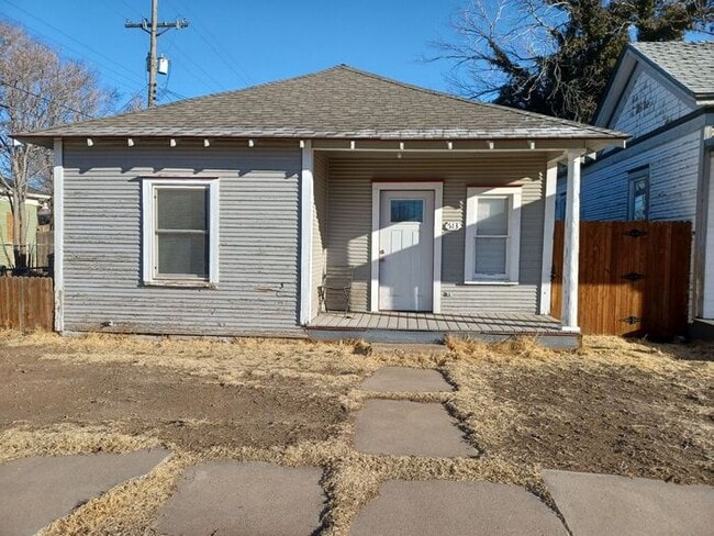 Building Photo - 513 SE 12th Ave Rental