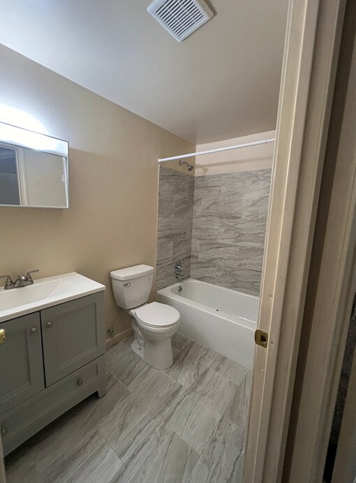 Photo - 3344 McHenry Avenue Apartamentos