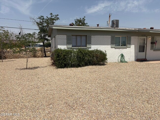 Photo - 10309 Shoshone St