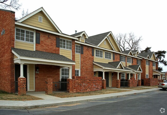 Riverview Park - Riverview Park Apartments