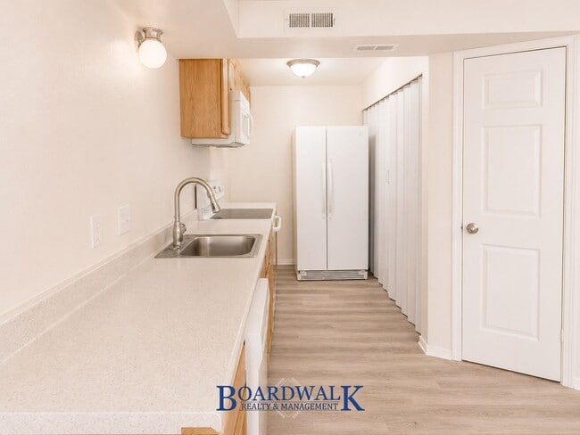 Photo - 3549 Colby Ave Unit B (Downstairs)
