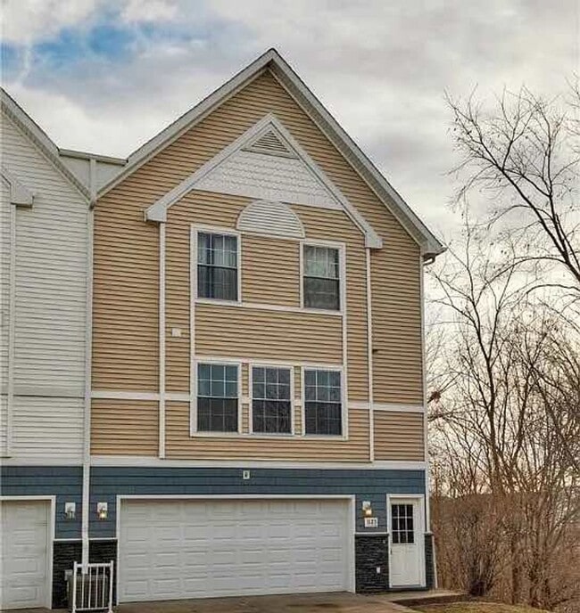 Photo - 1123 SE Village View Ln