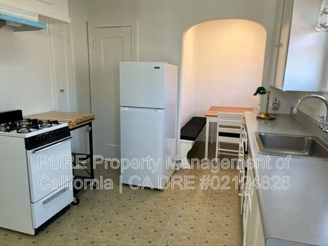 Photo - 617 Walnut St