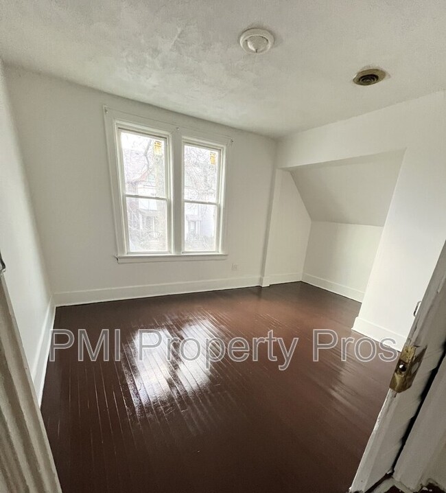 Photo - 1506 N 33rd St Rental