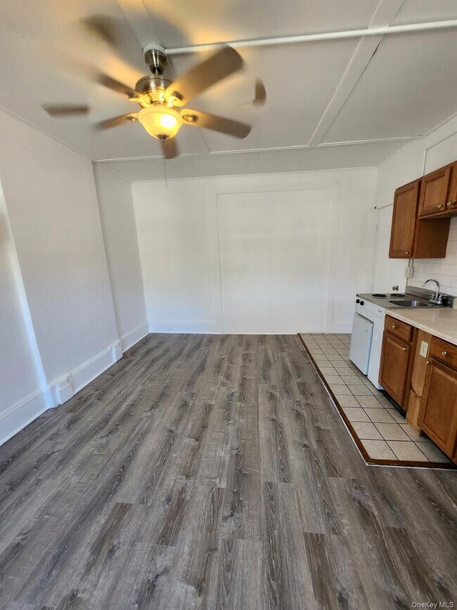 Photo - 455 Main St Unidad 1