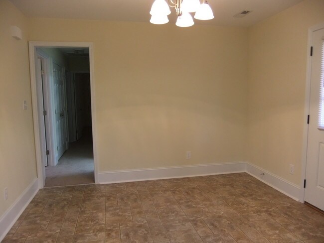 Dining - 1459 Legion Rd