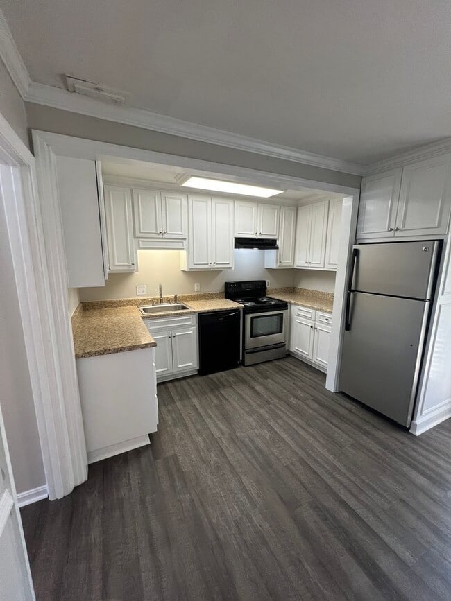 Photo - Huntingdon Apartments
