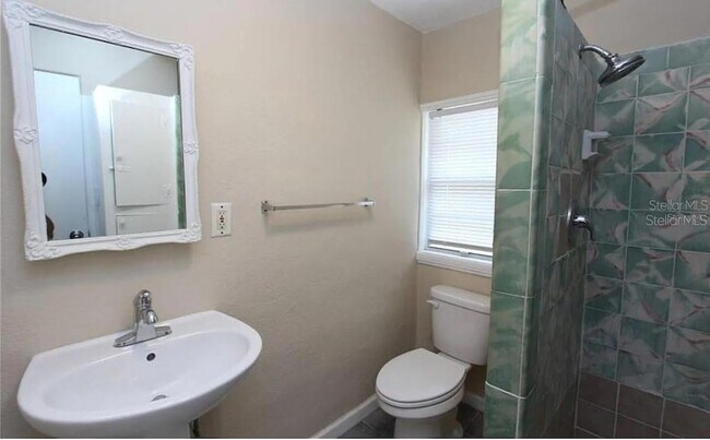 Photo - 2615 Laurel Ave