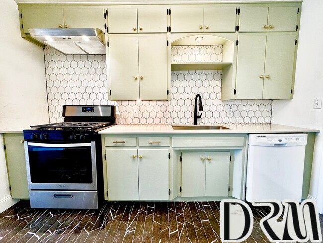 Photo - 2710 NW 57th St