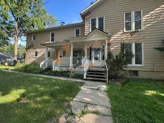 Building Photo - 602 Indiana Ave Unit 1w
