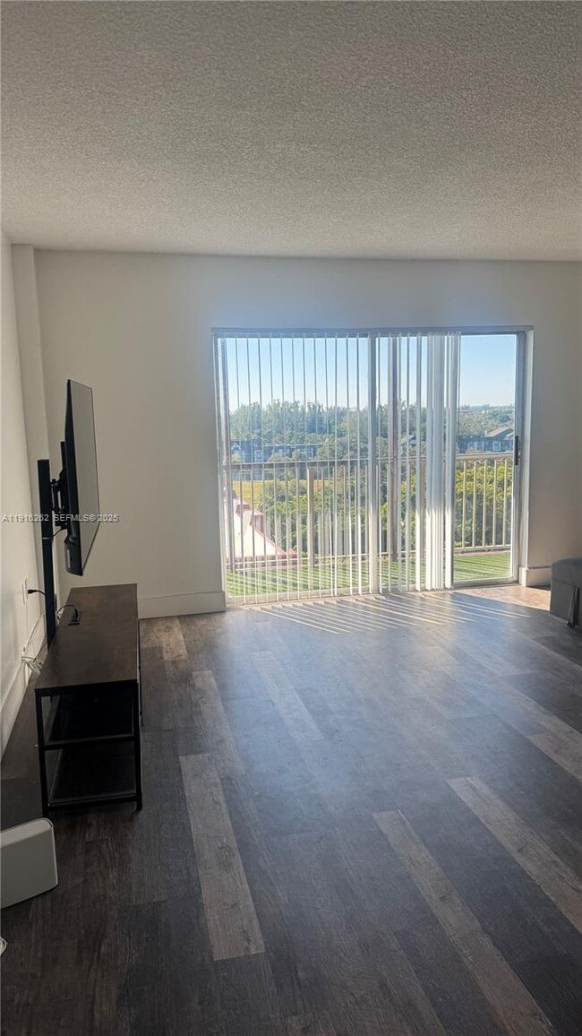 Photo - 4174 Inverrary Dr Unit 906