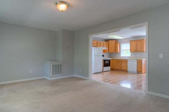 Photo - 3324-3342 Yellow Sulphur Road